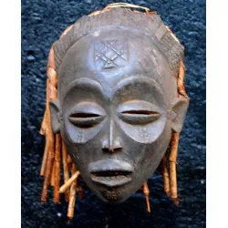 17005AB Masque Tschokwe 25 cm