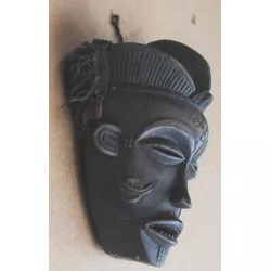 17005BC Masque Tschokwe 20 cm